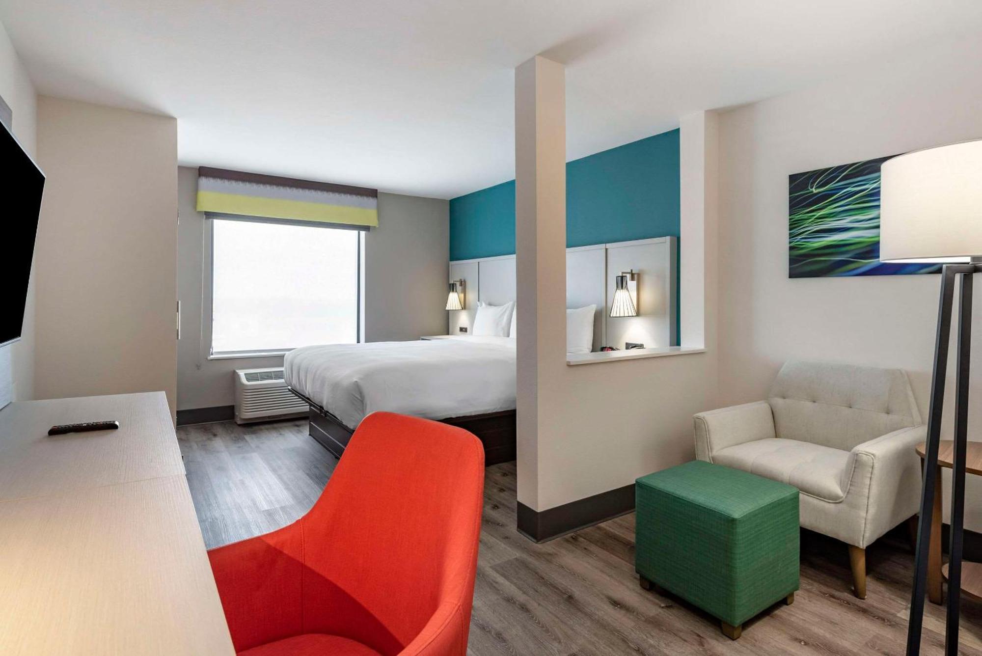 Comfort Suites Colorado Springs East - Medical Center Area Экстерьер фото